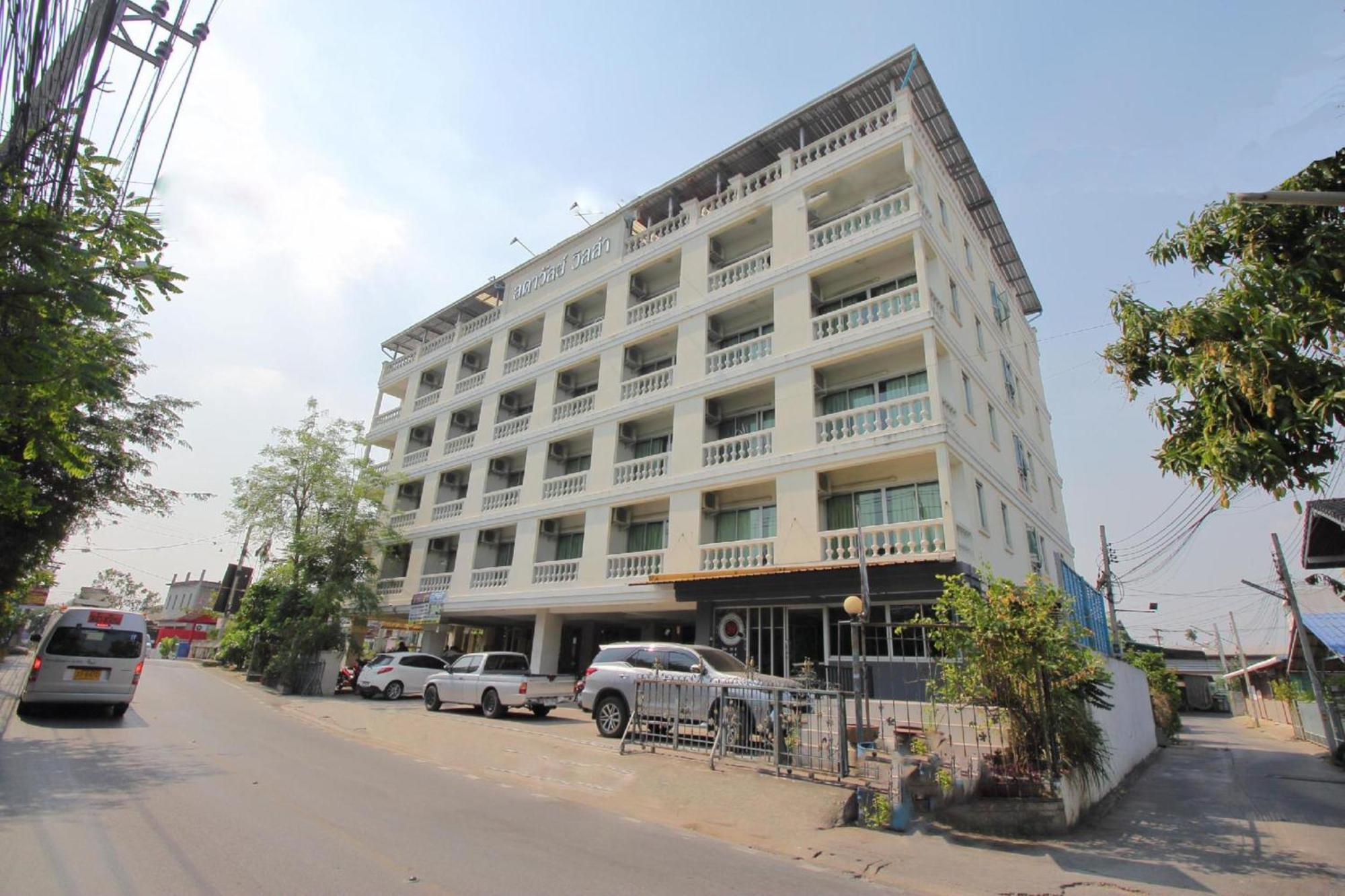 Super Oyo 498 Ladawan Villa Bangkok Luaran gambar
